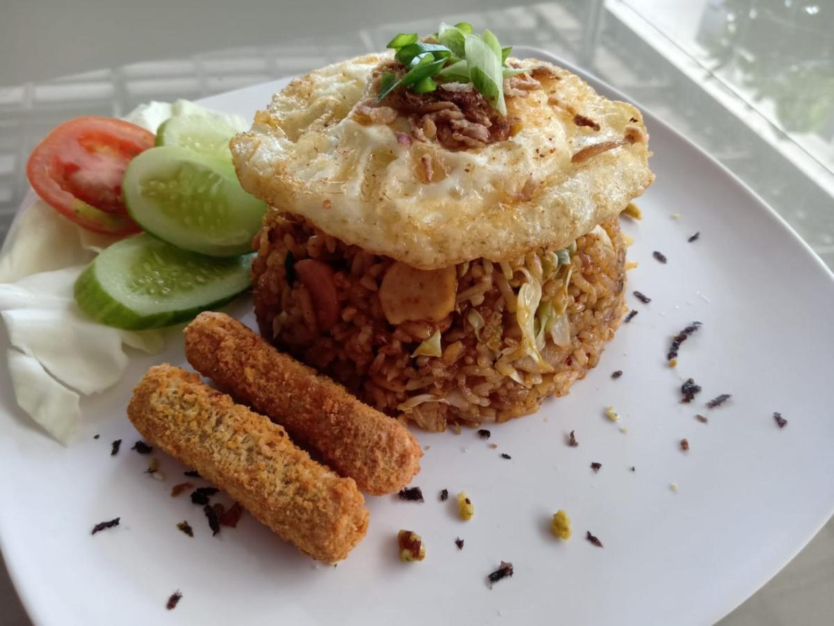 Hotel Aqilakost N Cafe Gadog Puncak Bogor Zewnętrze zdjęcie