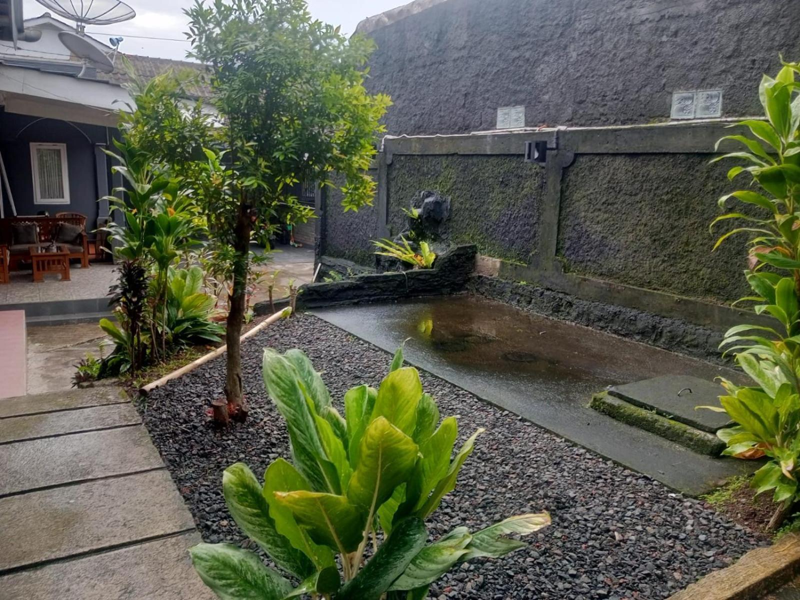 Hotel Aqilakost N Cafe Gadog Puncak Bogor Zewnętrze zdjęcie